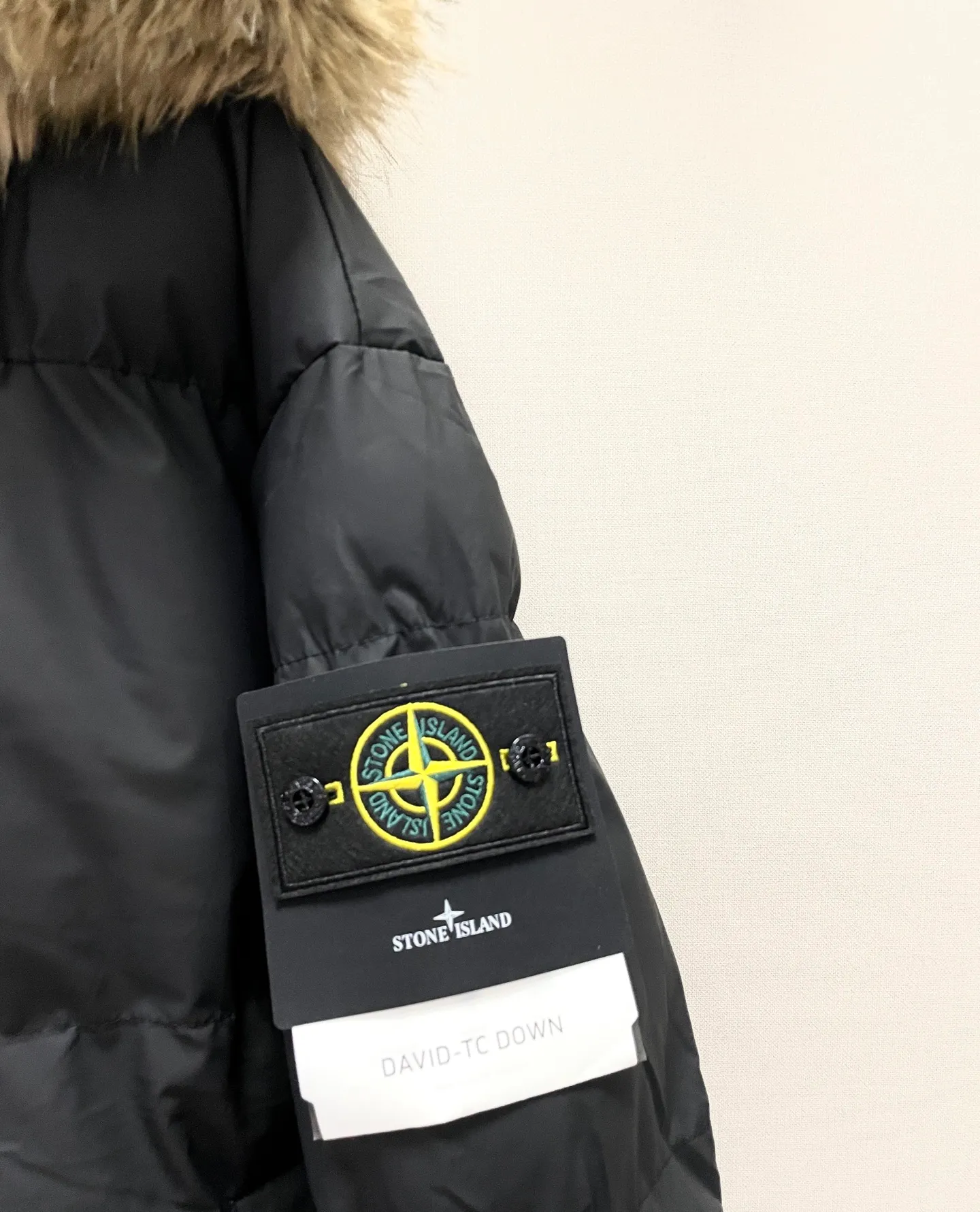 Actual shot of black details # P380